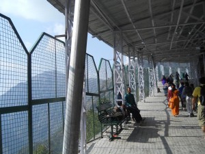 way to Vaishno Devi Temple